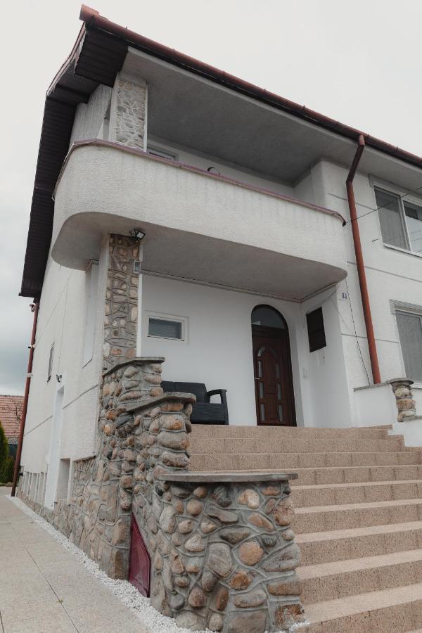 Family Fewo Sibiu Exterior foto